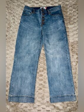 Cabi Jeans Size 6 NWOT Button Fly Wide Leg Crop Cuffed Denim